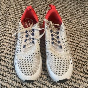 nike airmax 270 - womens 9/40.5
